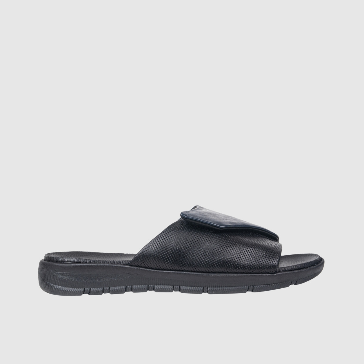 Baidu Velcro Sandal - Navy